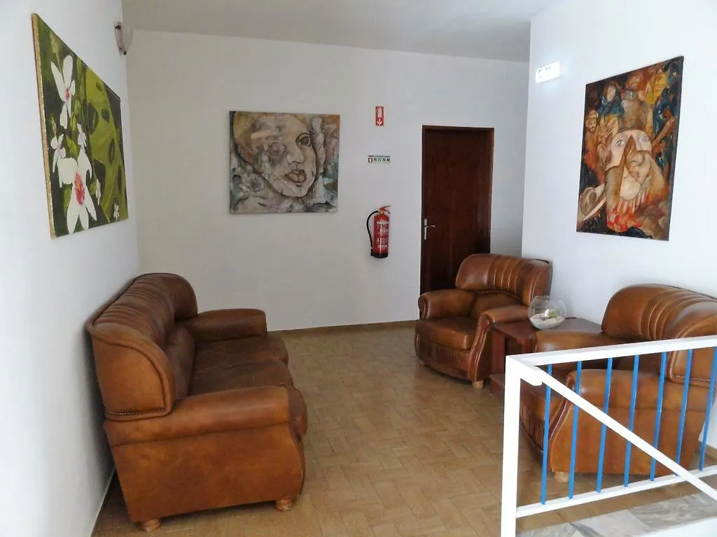 Affittacamere Residencial Espadinha Quarteira